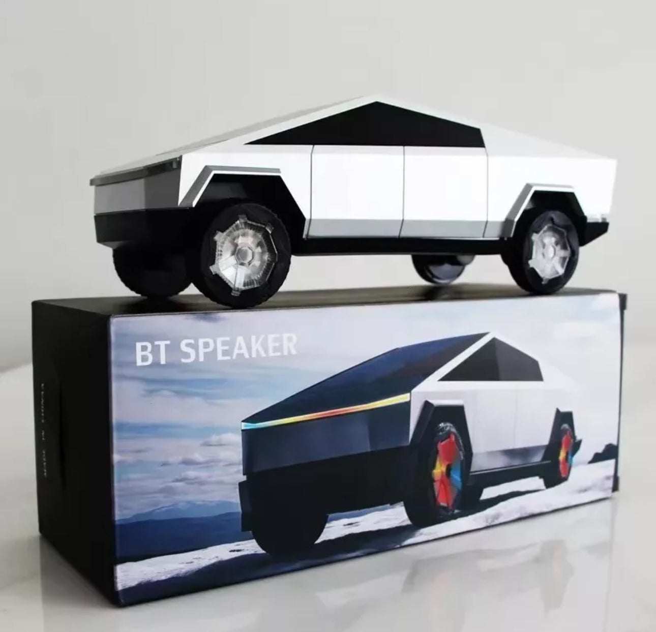 Tesla Cybertruck Bluetooth